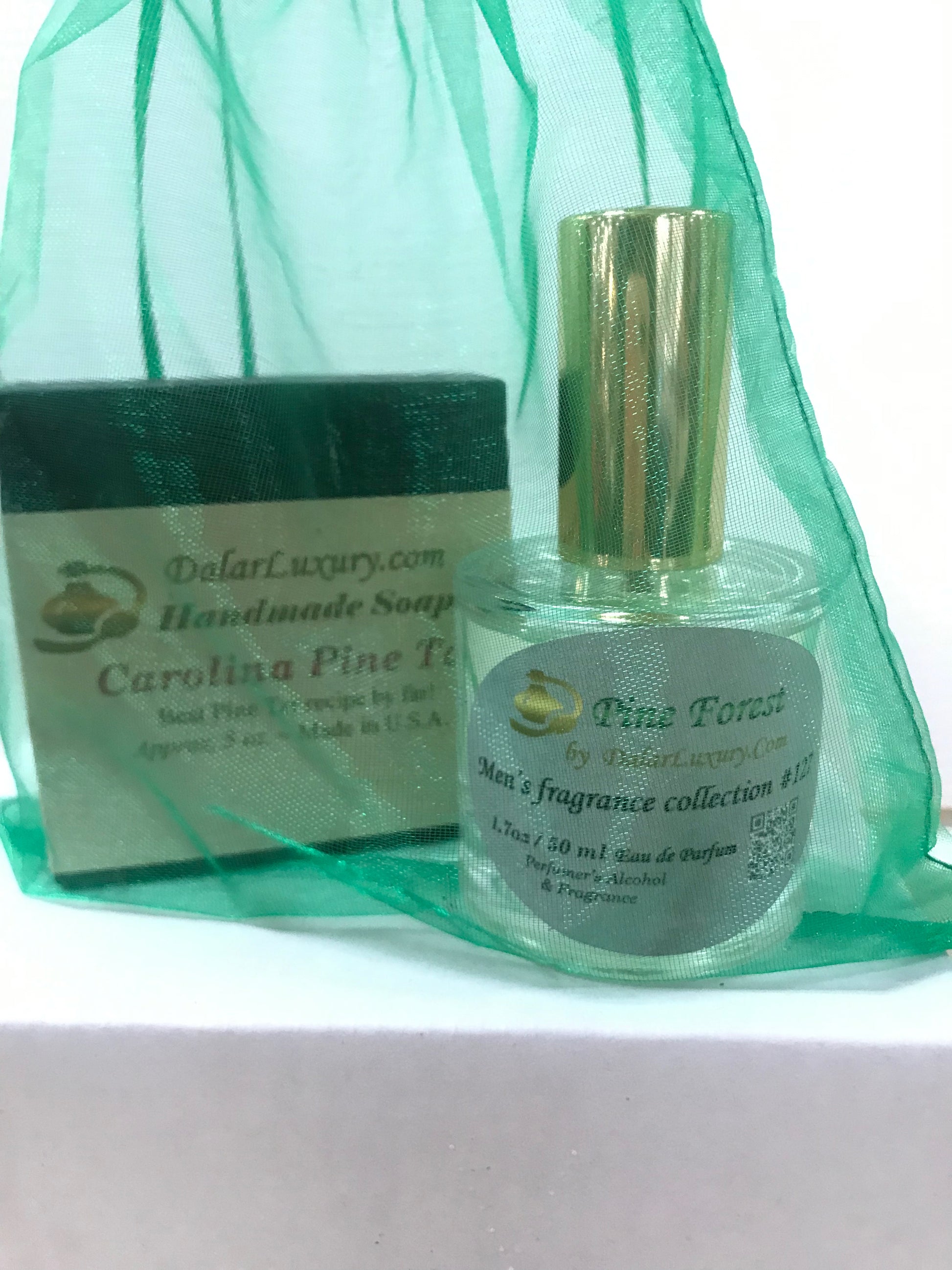 GIFT SET - CEDAR & SPICE Cologne & CAROLINA PINE TAR LUXURY SOAP